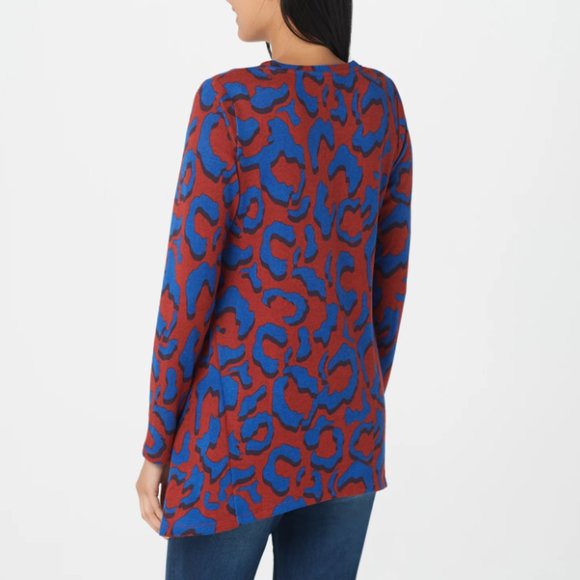 LOGO by Lori Goldstein Printed Tunic Top Size XL Red Blue Asymmetrical Pocket - Picture 3 of 7